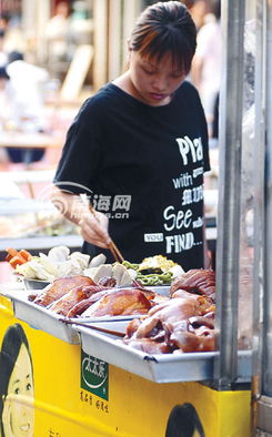 散裝食品身世不明令人憂，消費者呼吁加強(qiáng)監(jiān)管與洗滌用品安全